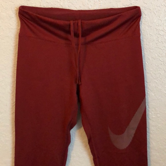 Nike cropped workout pants - Picture 2 of 4